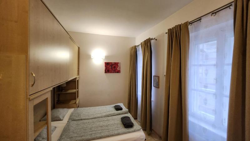 King Room image 1