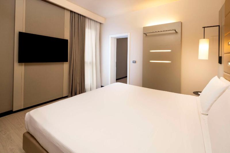 Standard Quadruple Room image 1
