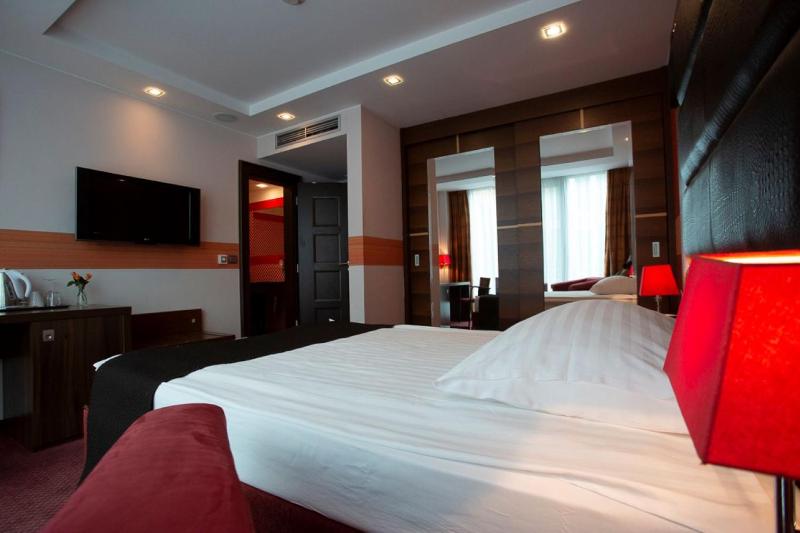 Single Room image 3