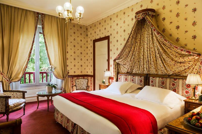 Superior Double Room image 4