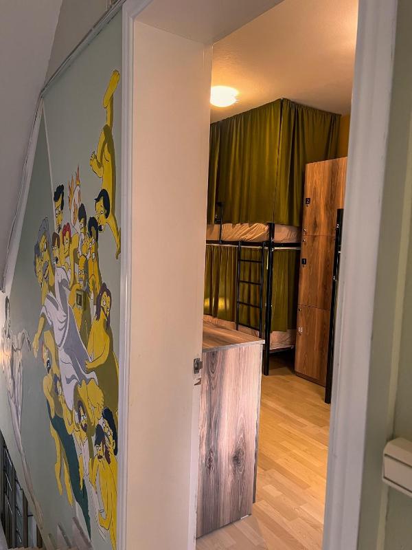 Blue Door Hostel - image 14