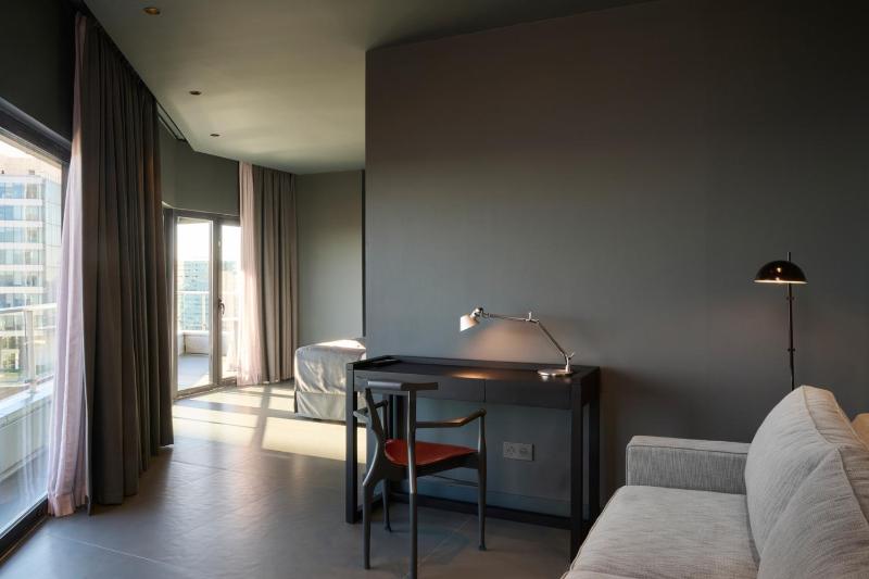 Superior Double Room with Terrace image 4