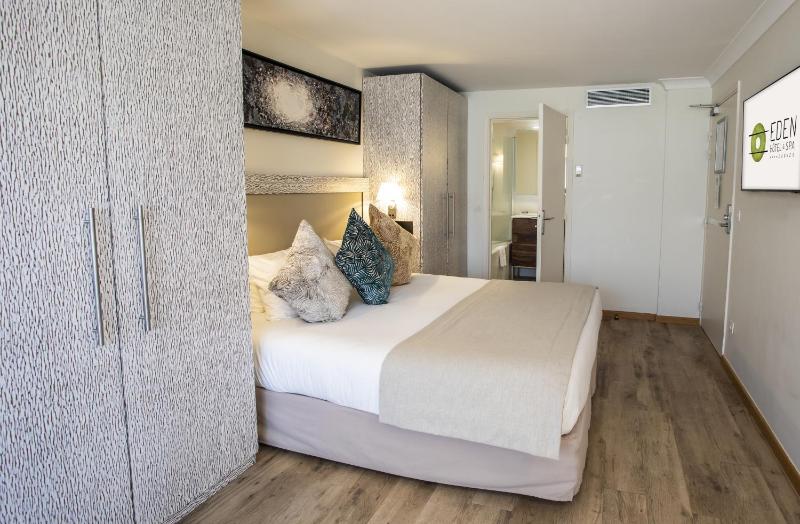 Privilege Double Room - Free Spa Access image 1