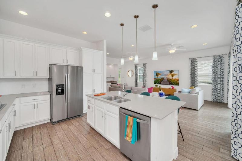 Elegant Villa Retreat in Orlando6640 - image 13