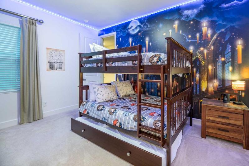 Elegant Villa Retreat in Orlando6640 - image 35