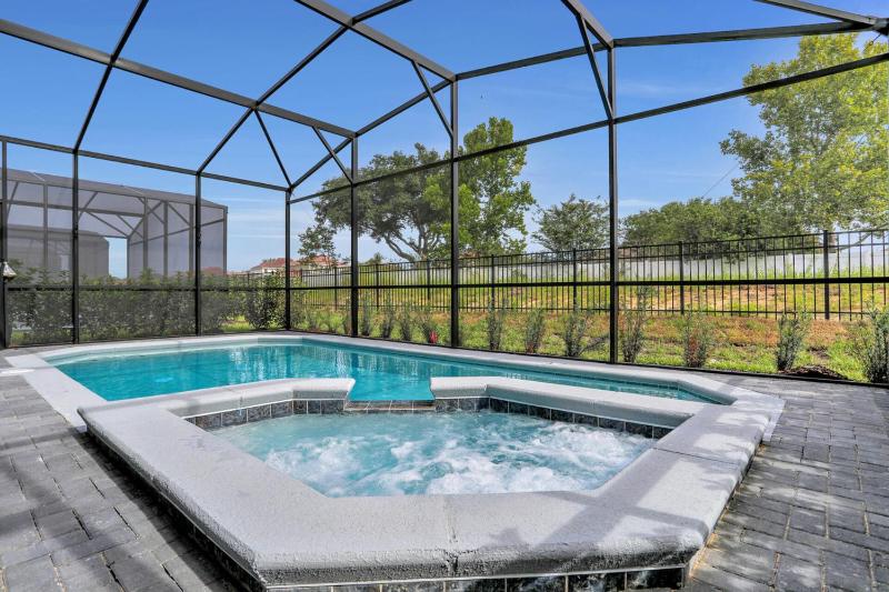 Serene Oasis: 7 Bedroom Villa in Orlando6668 - image 44