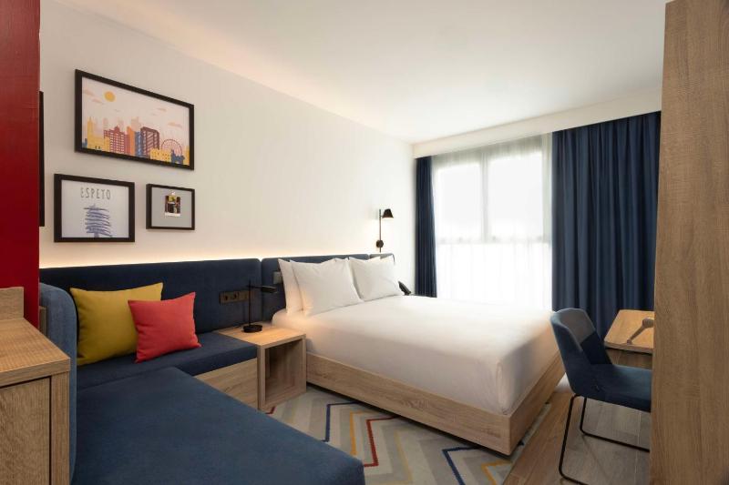 Hampton By Hilton Malaga Martiricos - image 39