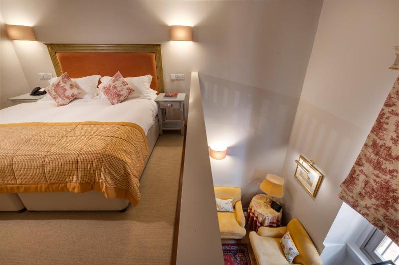 Duplex Room image 1