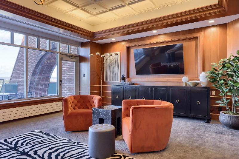 Suite with Terrace image 3