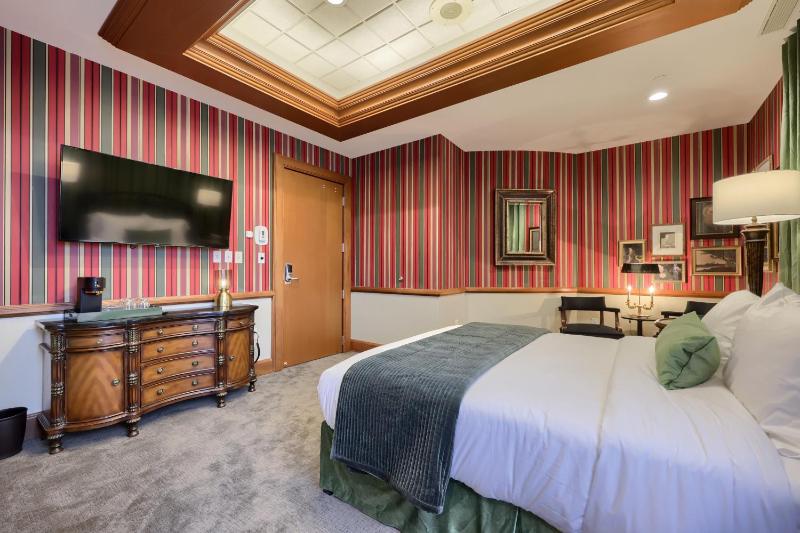 Superior Double Room image 4