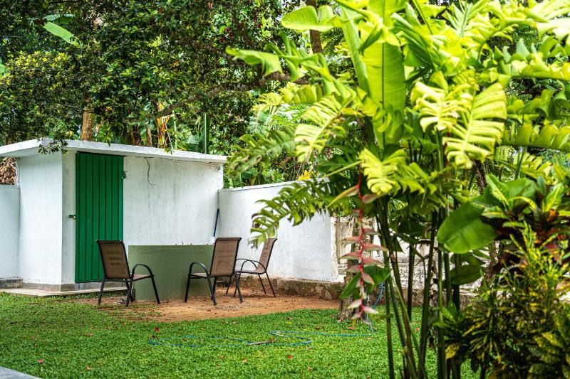 Sun Shades View Residence - image 8