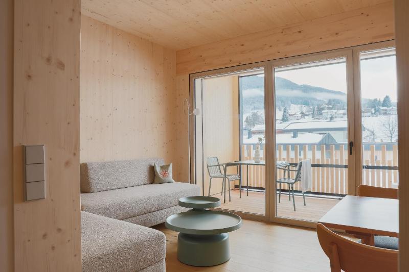 Apartment with Mountain View image 1