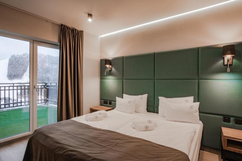Superior Double or Twin Room with Terrace and Spa Access image 1