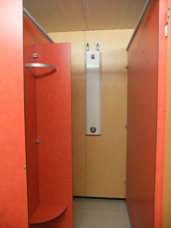Double Room with Shared Bathroom image 4