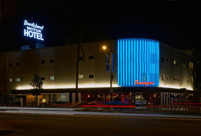 Beverly Laurel Motor Hotel - image 15
