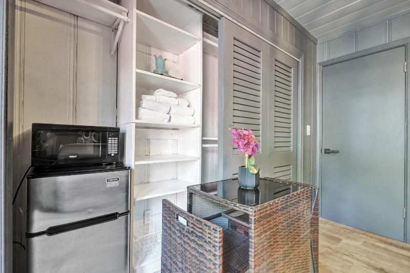 Kiki 1 - Men's Clothing optional Guest Houses - image 9