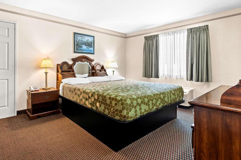 King Room image 1