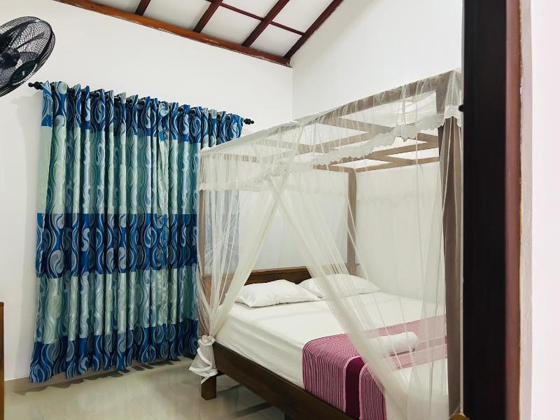 Calm Palace - image 4