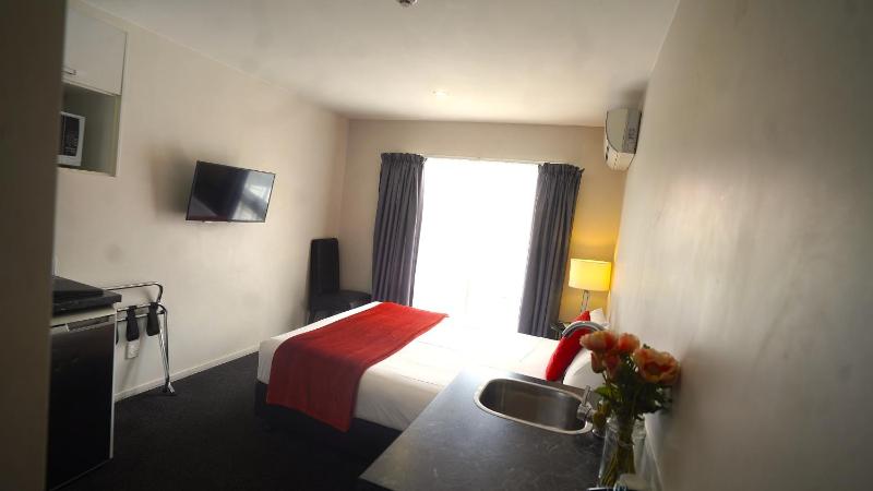 Abbey Motor Lodge - image 32