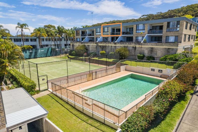 The Dunes 838 Marine Dr - complex pool tennis court and Wi-Fi - image 9