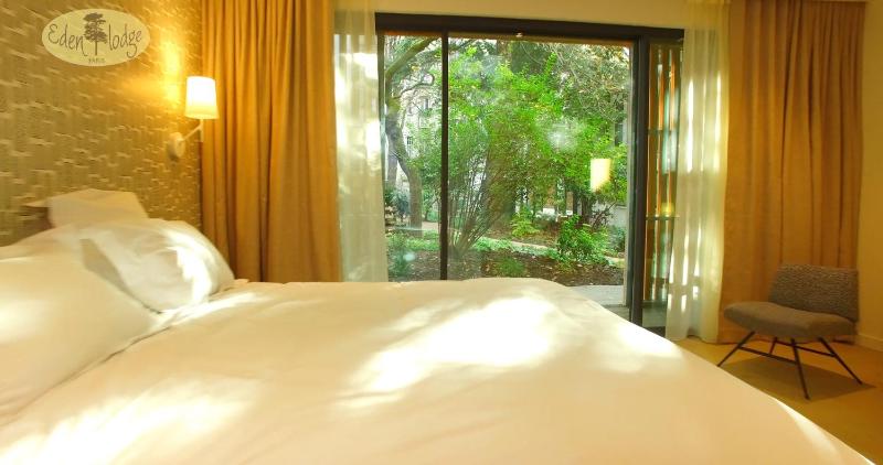 Double or Twin Room with Terrace image 3