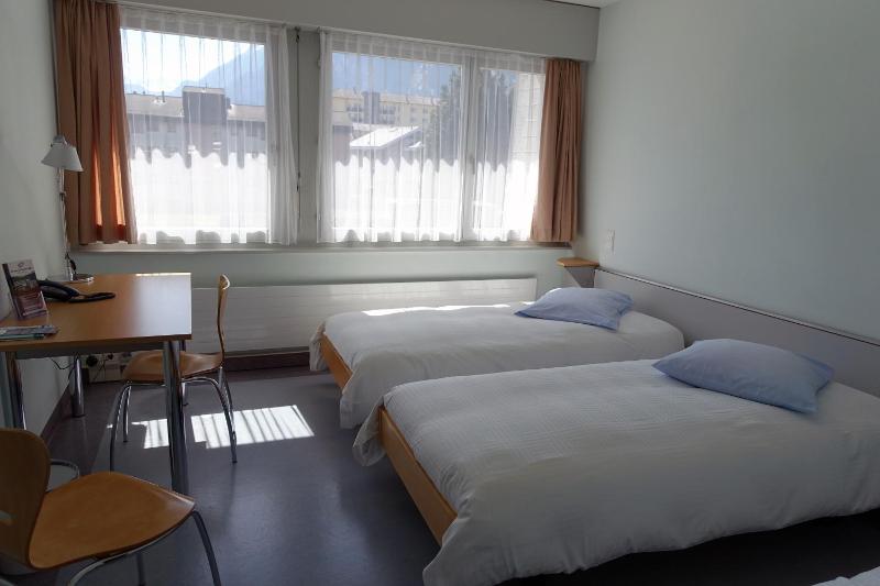 Double Room image 3