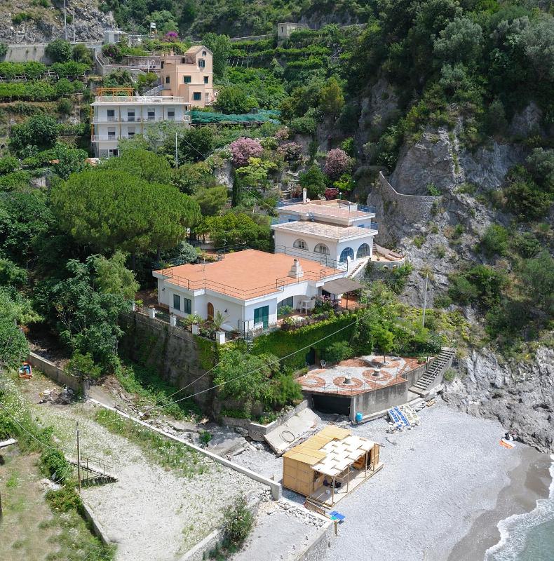 Studio with Sea View image 3