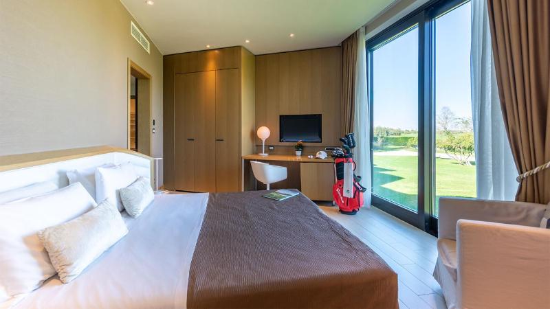 Double or Twin Room image 1