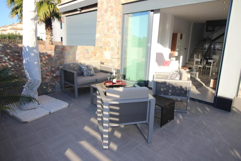 House Oasis Hill - image 2
