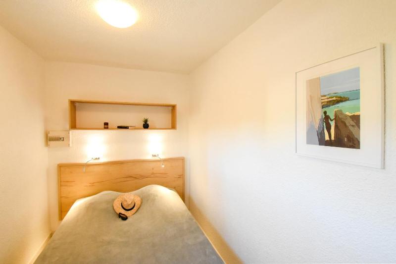 One-Bedroom Cottage image 3
