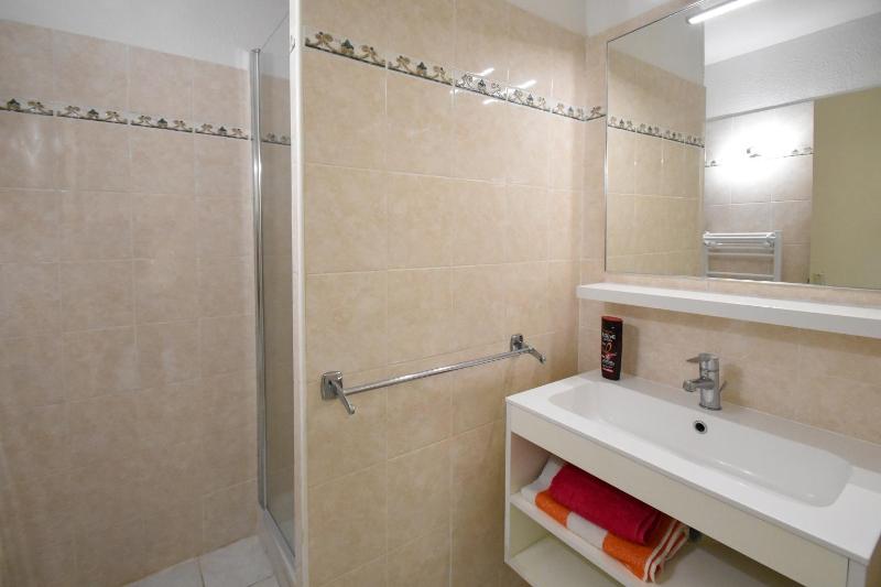 Two-Bedroom Cottage image 2
