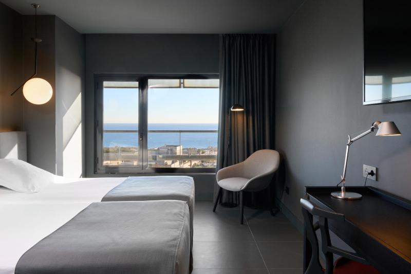 Double or Twin Room with Sea View image 1