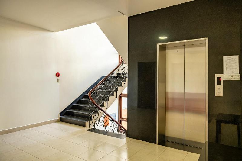 Hùng Phong Hotel - Near Dalat Market - image 41