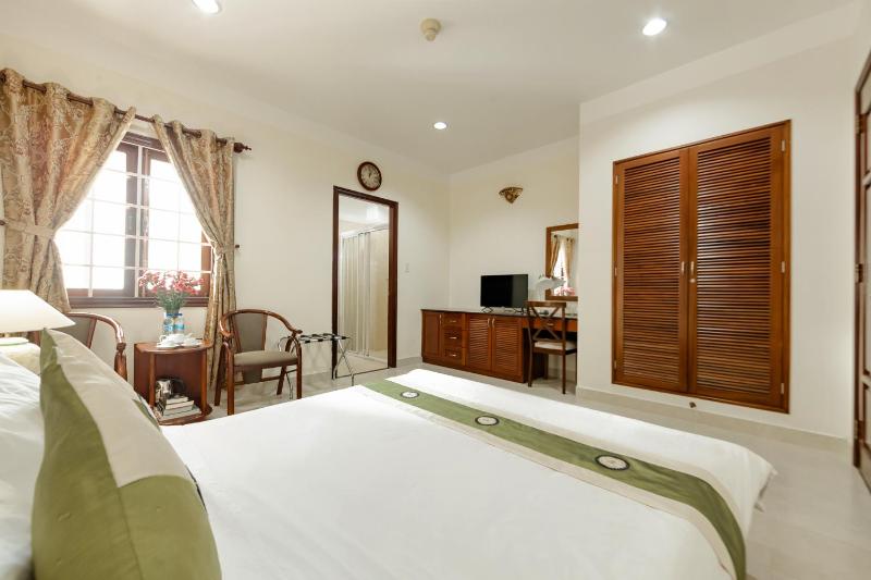 Hùng Phong Hotel - Near Dalat Market - image 50