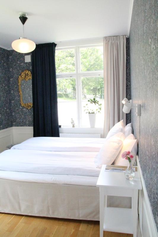 Double Room image 1