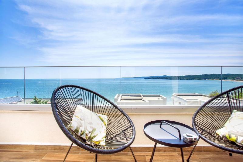 Olive Villas Beach Hotel - image 41