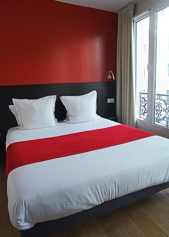 Standard Double Room image 4