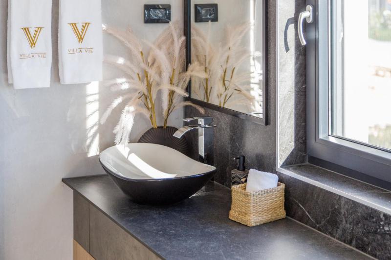 Villa Vie - image 44