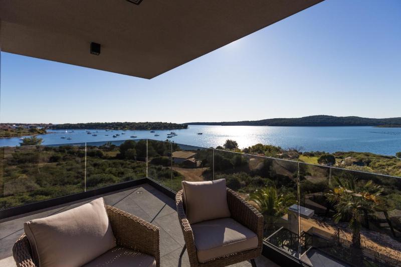 Villa Vie - image 30