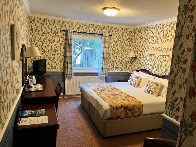 Classic Double Room image 1