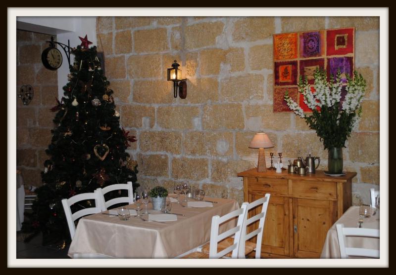 Hôtel Restaurant Le Provençal - image 20