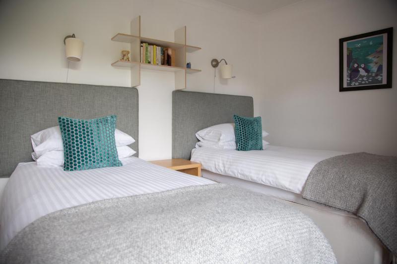 Three-Bedroom House image 4