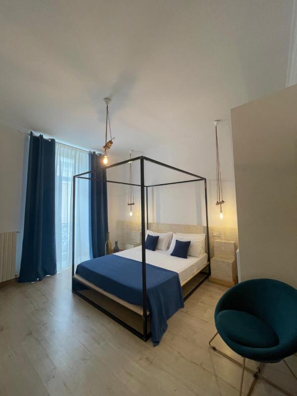 Deluxe Double Room image 1