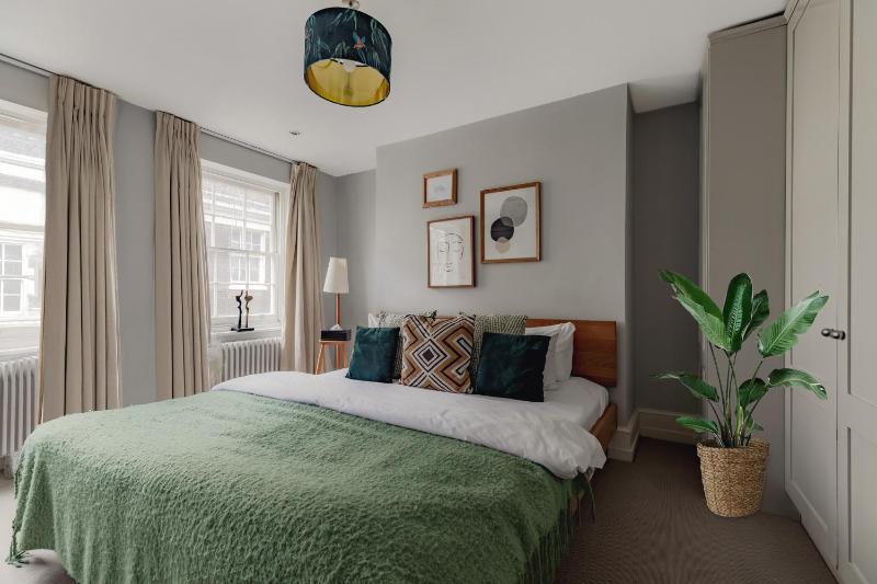 Deluxe Apartment image 1