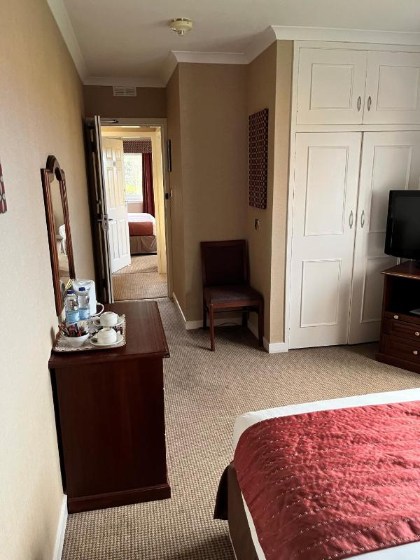 Family Suite (2 Adults + 2 Children) image 2