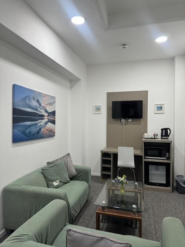 Executive Double Room with Lounge image 3