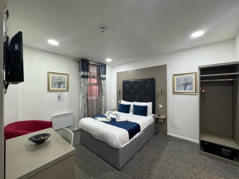 Executive Double Room with Lounge image 1