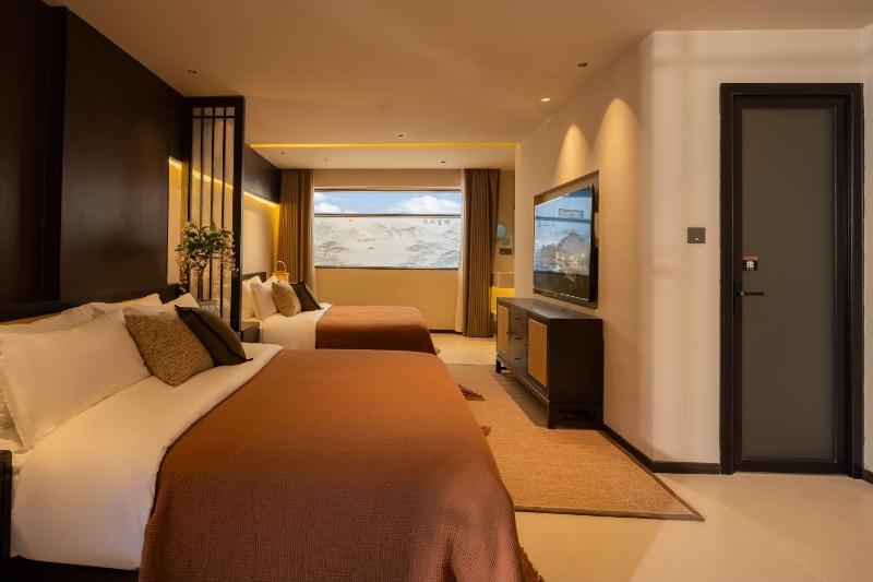 Lijiang Yunmuwan provides breakfast and afternoon tea offers free airport shuttle service The hotel provides a platform for visiting the ancient city and Yulong snow - image 20