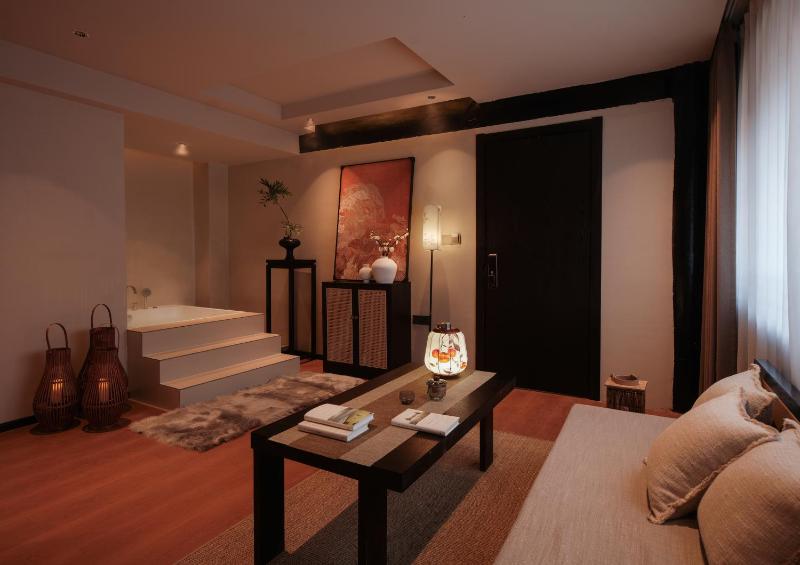 Lijiang Yunmuwan provides breakfast and afternoon tea offers free airport shuttle service The hotel provides a platform for visiting the ancient city and Yulong snow - image 47