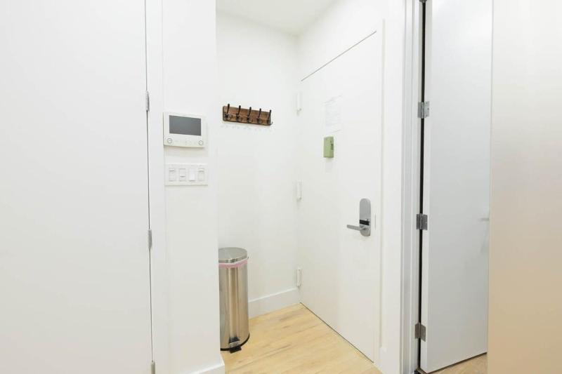 Apartment image 4